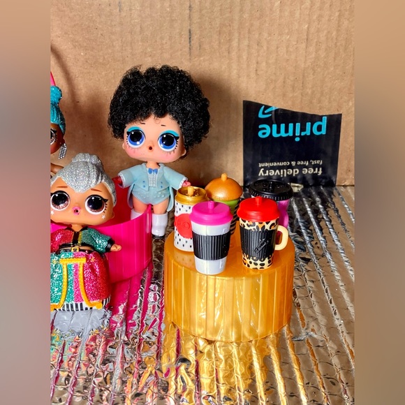 LOL Surprise Dolls & Accessories Bundle - Picture 12 of 15